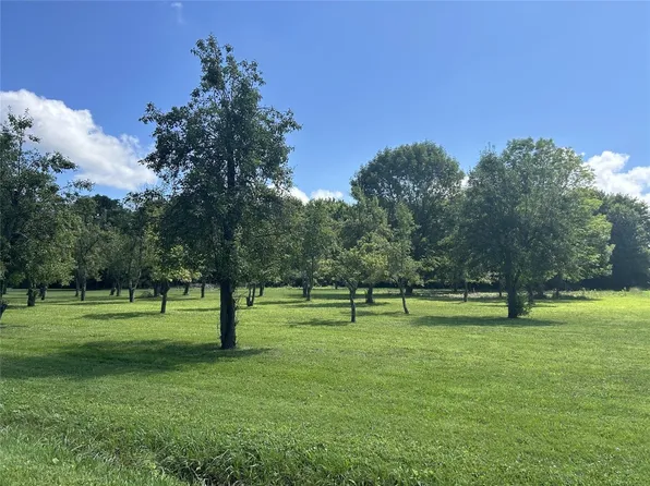 Maple Rd, Linesville, PA 16424