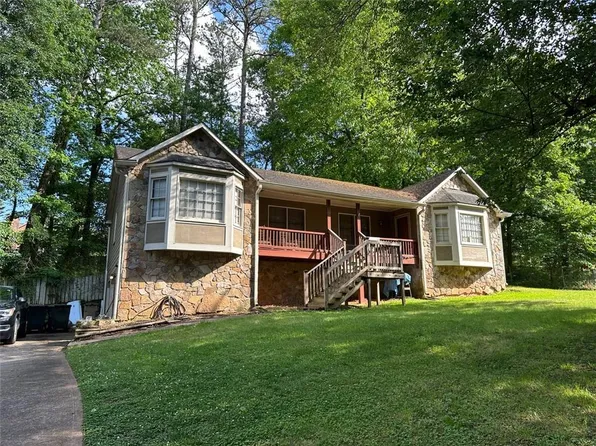 2769 Douglas Ct NW, Acworth, GA 30101