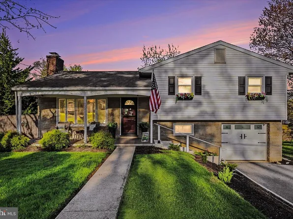 132 Landis Dr, Lancaster, PA 17602