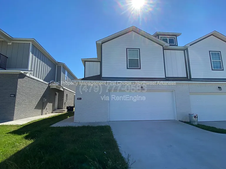 4211 Sante Fe Sq #1 — Photo 47