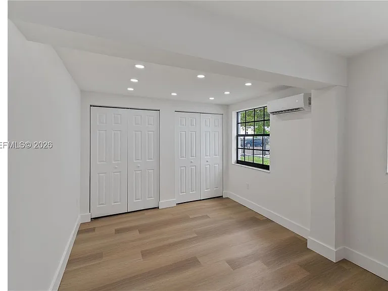 1409 NW 44th St — Photo 13