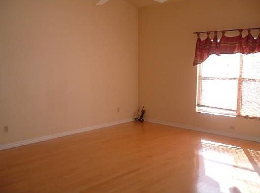 3rd image of 509 Goodwood Dr