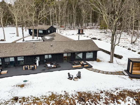 125 Mapes Road, Barryville, NY 12719