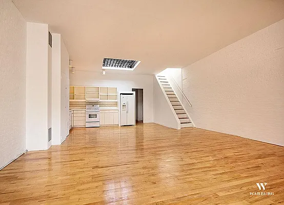 Rented by Warburg | media 19