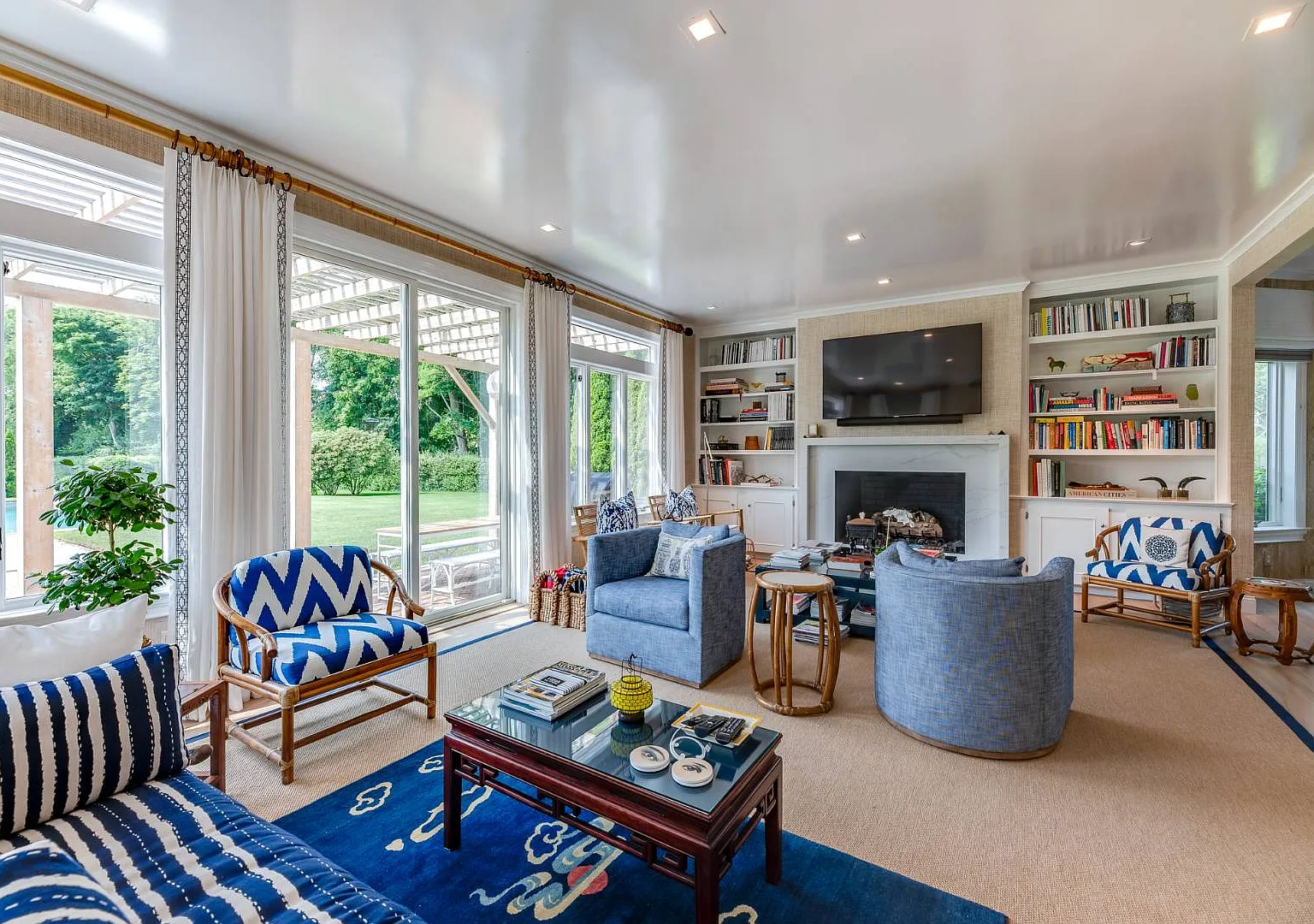 Renovated Bridgehampton With Pool , Tennis And Pickleball — Photo 3