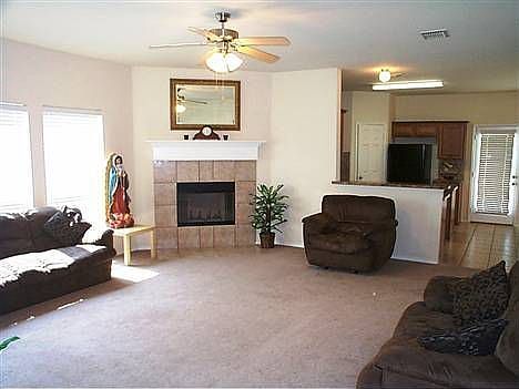 3rd image of 706 Aries Dr