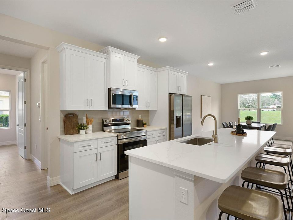 1st image of 0 Del Rey St NE