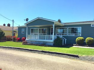 1158 SE Eagle View Ln, Waldport, OR 97394