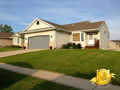 3606 Inwood Ct, Spirit Lake, IA, 51360