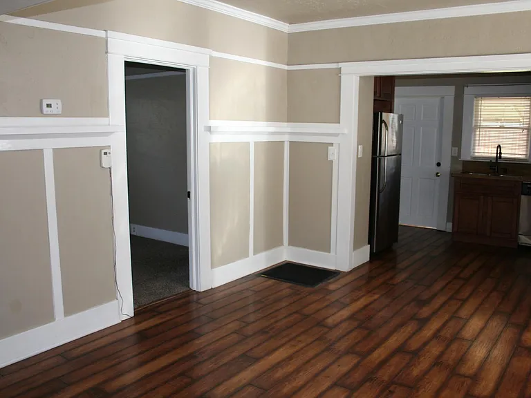306 Hackberry Ave — Photo 5