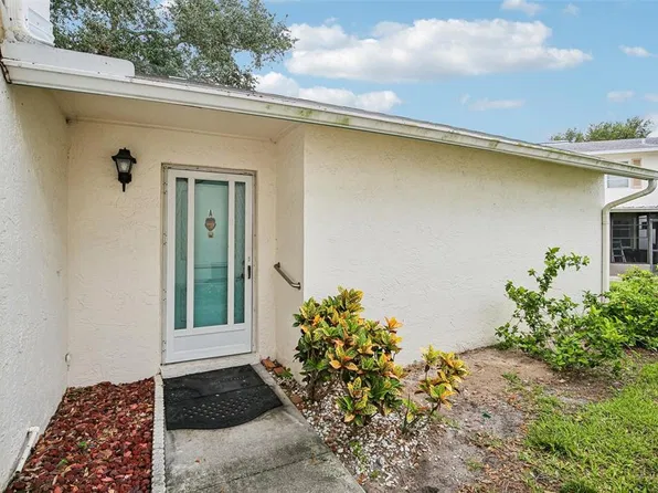 3212 38th Way S APT A, Saint Petersburg, FL 33711