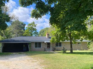 8076 Bray Rd, Vassar, MI 48768