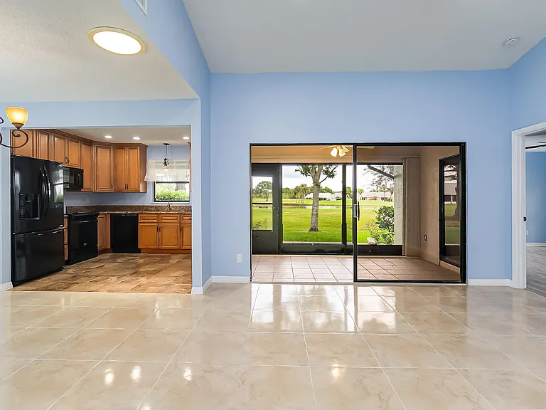 4166 Gator Trace Villas Cir #B — Photo 9