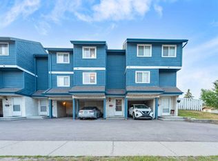 919 N 38th St NE #602, Calgary, AB T2A 6E1