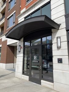 850 Village Center Dr Unit 411, Burr Ridge, IL, 60527