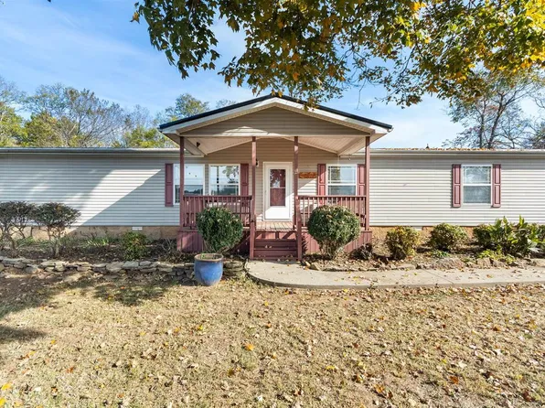 2064 Sharpes Garden Rd, Russellville, KY 42276