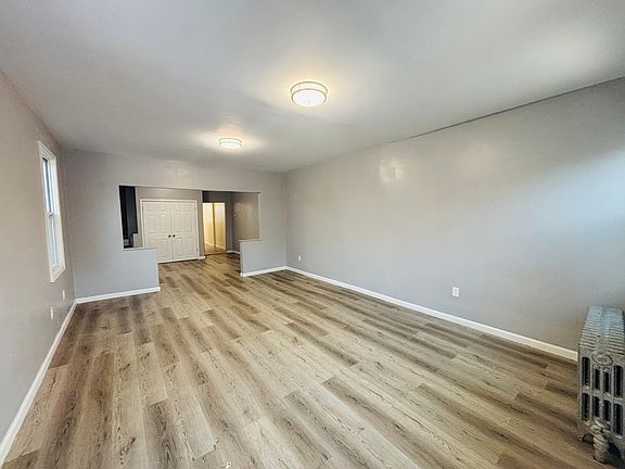 2nd image of 353 Winola Ave #1