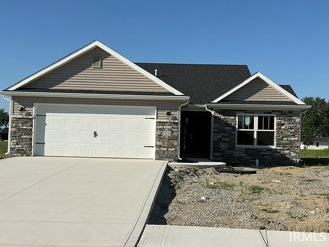 1st image of 322 Davis Dr
