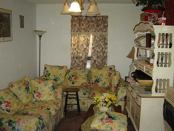 4th image of 3202 E Skylane Dr