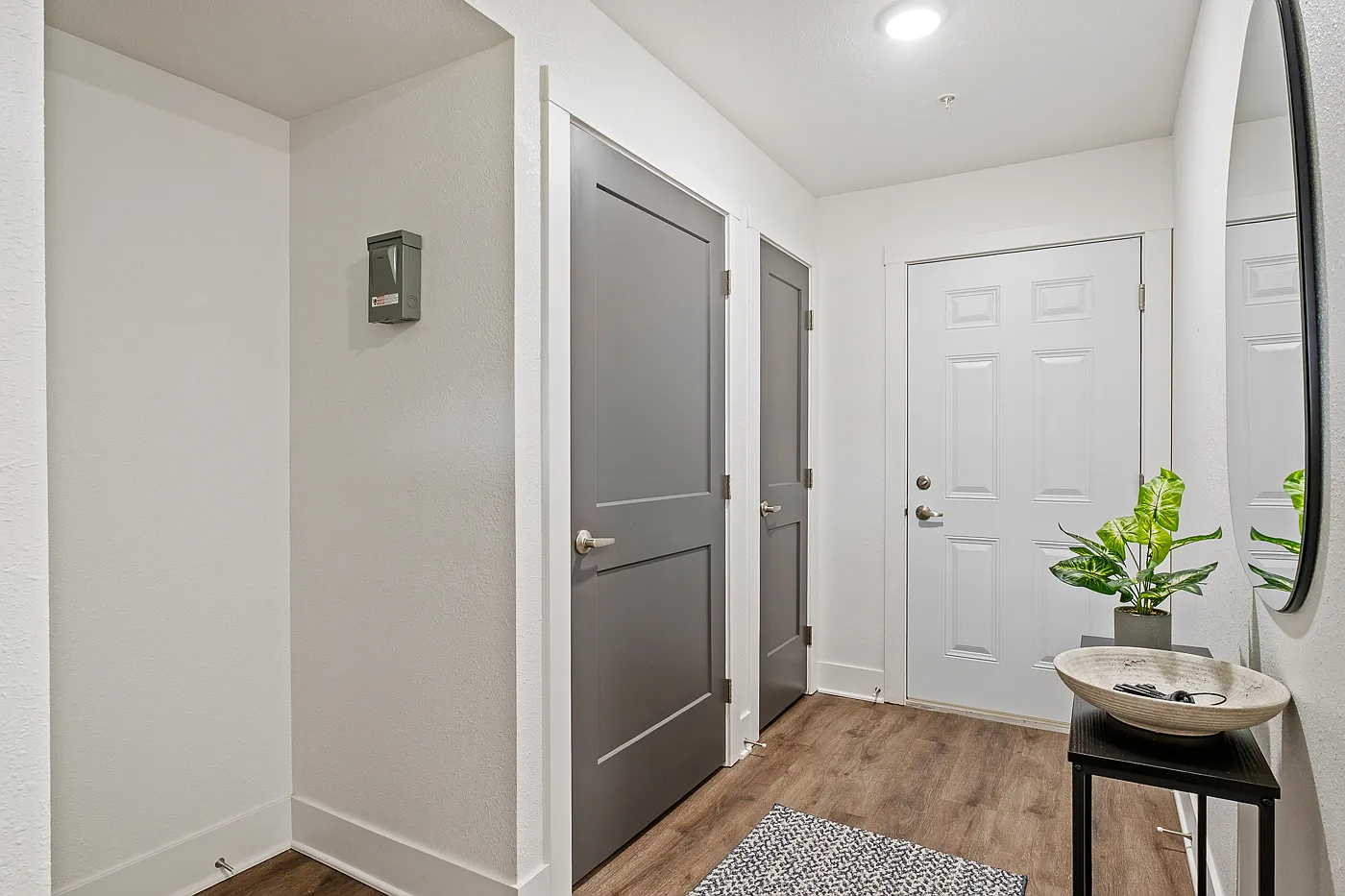 Coopers Landing Apartments — Photo 1