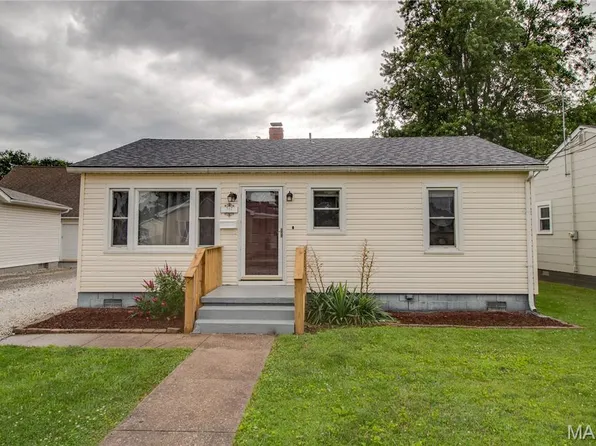 312 Hill St, Jerseyville, IL 62052