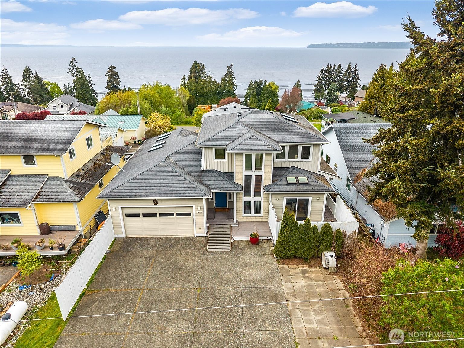 mimo♡ページ 8745 Semiahmoo Drive, Blaine, WA 98230 | MLS #2512212 | Zillow