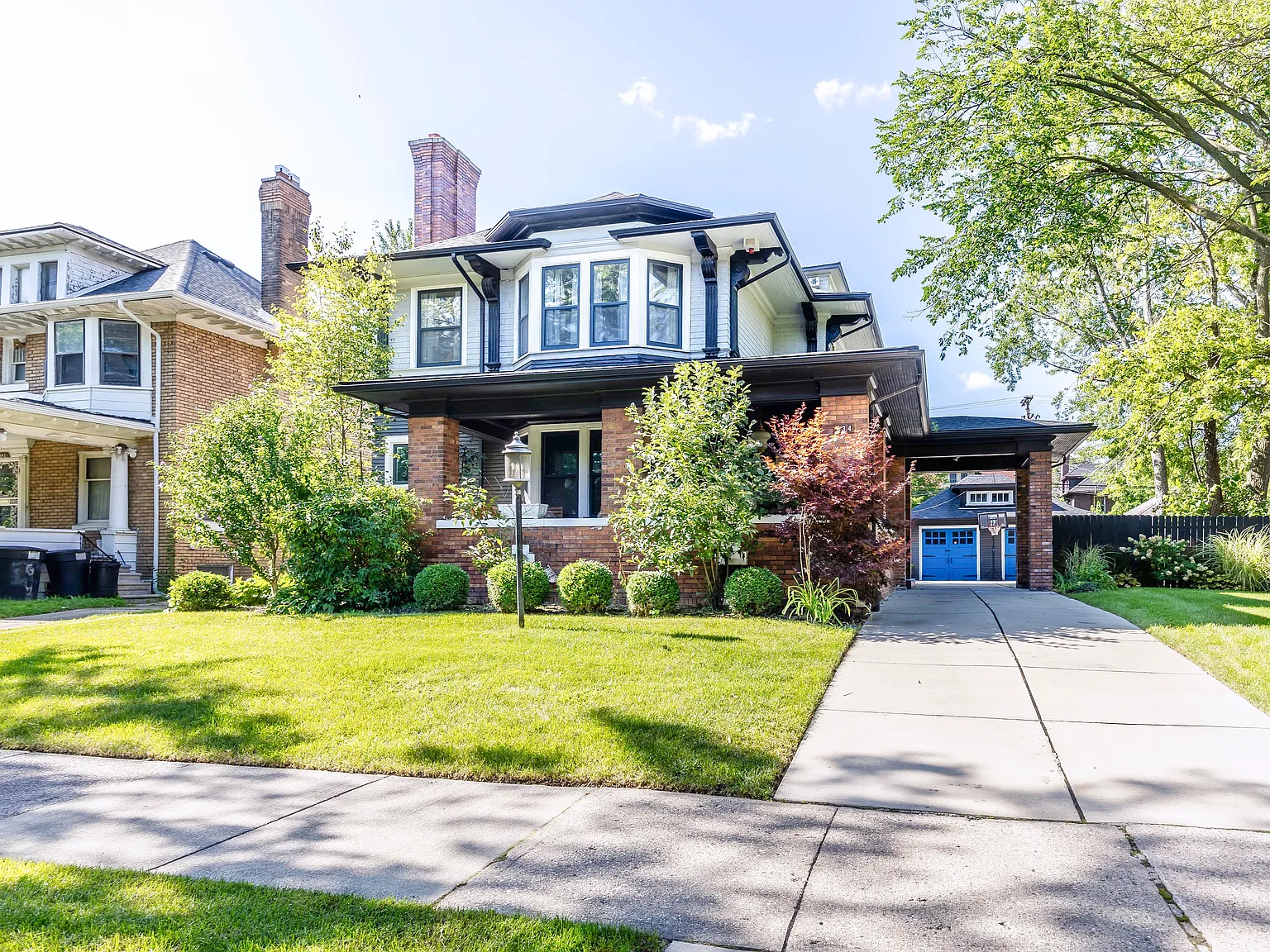 Historic Beauty: 3BR Near Downtown Detroit & | Henry Ford — Photo 1
