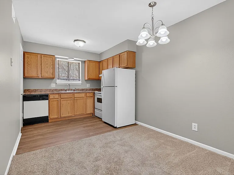 Brookview Apartments — Photo 25