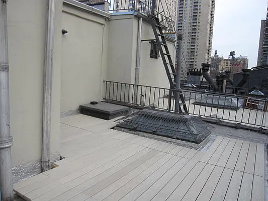 Rented by JK Dansar Corp | media 31