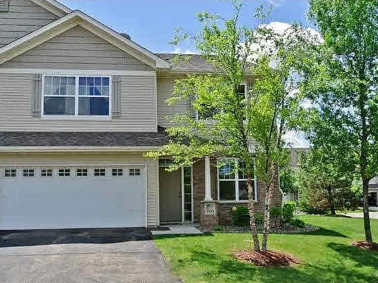 1554 Independence Dr — Photo 16