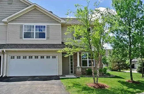 1554 Independence Dr Photo 1