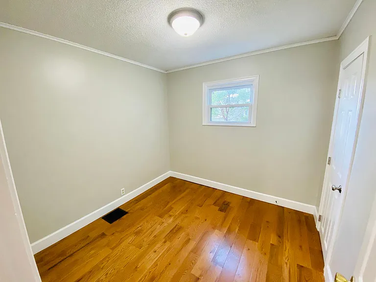 798 Evening St — Photo 13