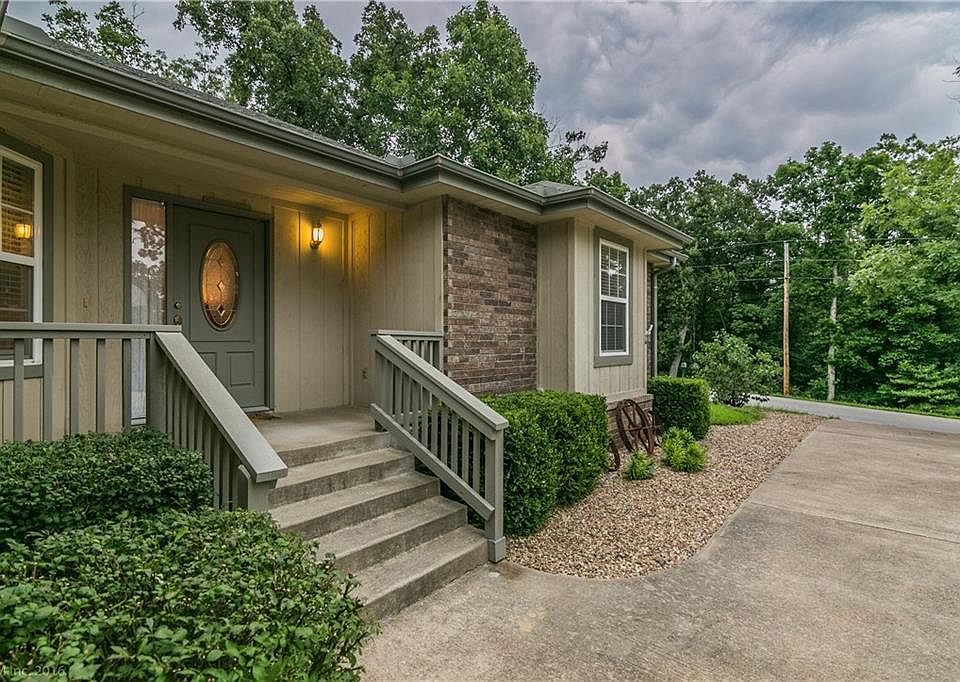 1st image of 50 Shetland Dr
