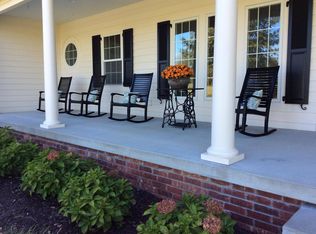 16119 Eastwood Cir, Pleasant Hill, MO 64080