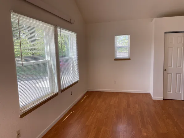 4522 N Montana Ave #H, Portland, OR 97217