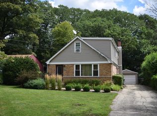 37 N Glenview Ave, Lombard, IL
