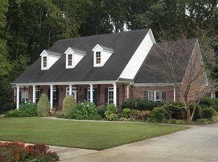 218 Kingsbridge Rd, Salisbury, NC 28144