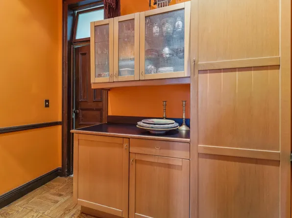 74 Sherman Place image 11 of 50