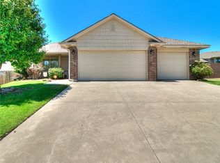 12794 Brody Ct, Choctaw, OK 73020