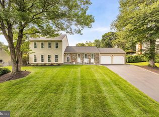 5209 Continental Dr, Rockville, MD 20853