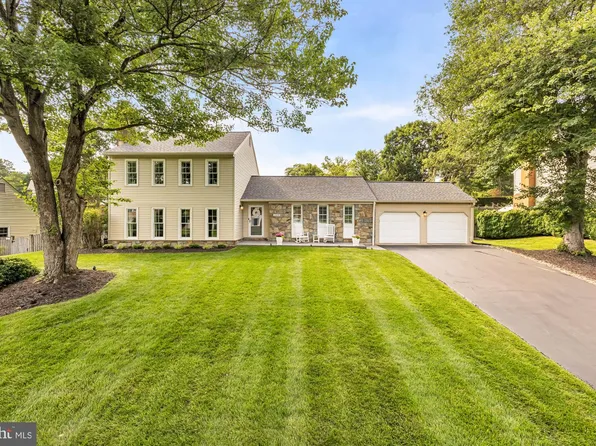 5209 Continental Dr, Rockville, MD 20853