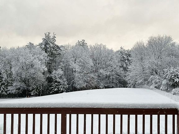 4th image of 313-315 Walnut Hill Rd