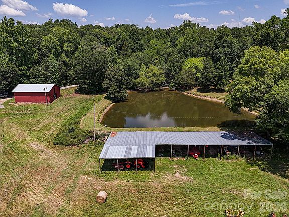 4th image of 813 Robinson Clemmer Rd