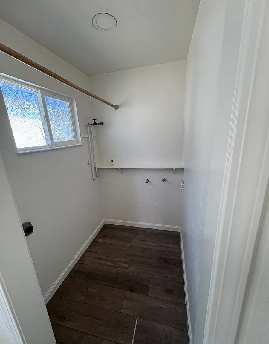 1 bed, 400 sqft, $1,399 — Photo 3