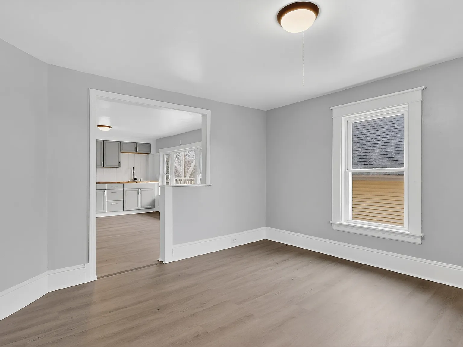 83 Brook Street - A — Photo 4