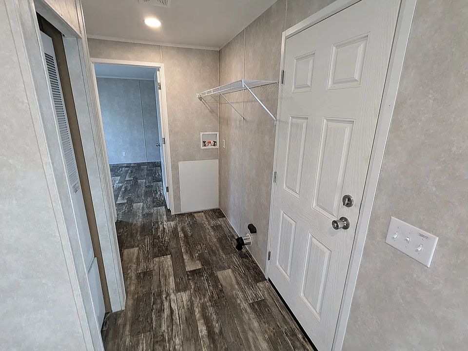 Washer and Dryer Hookup
