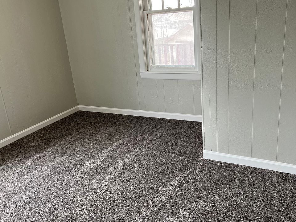 1st image of 973 W Larch Ave APT 2