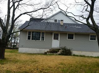 475 Mill Rd, Staten Island, NY 10306