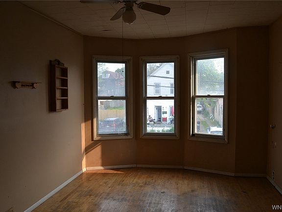 2nd image of 31 Caldwell Pl
