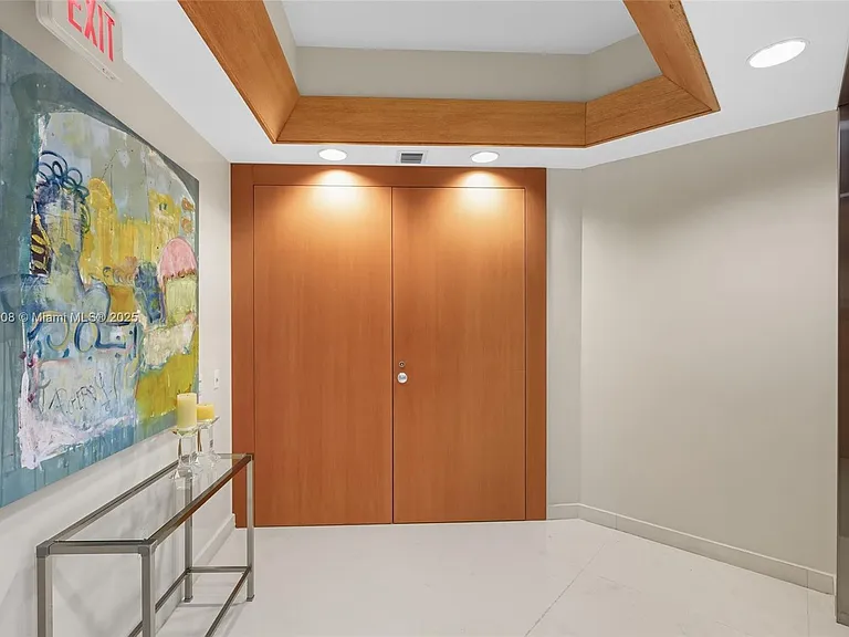 7141 Fisher Island Dr #7141 — Photo 3
